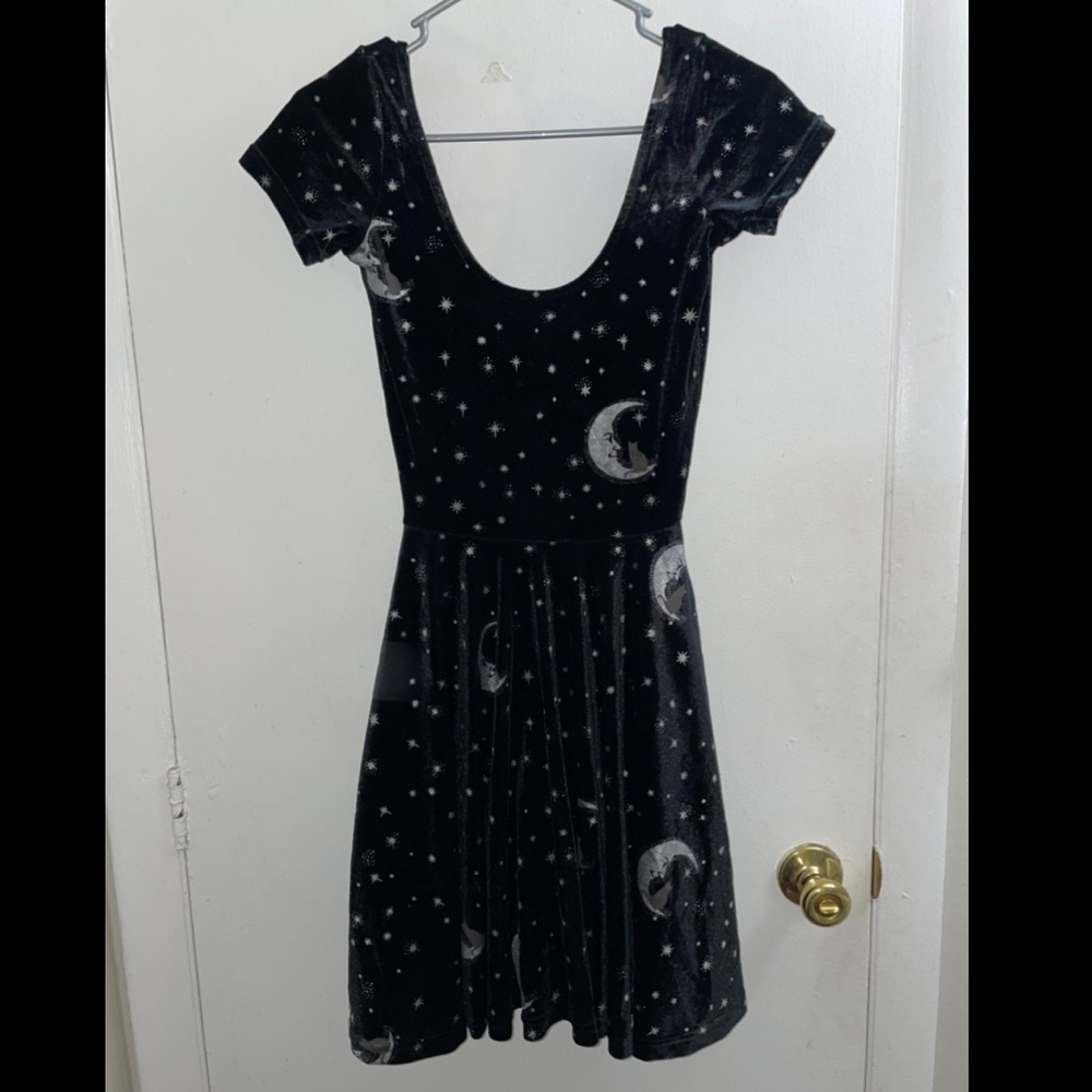 Lila Midnight Moon Velvet Skater dress XS size 2 New with Tags
